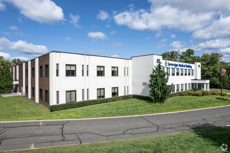 85 Harristown Rd, Glen Rock, NJ to rent - Building Photo - Image 3 of 7