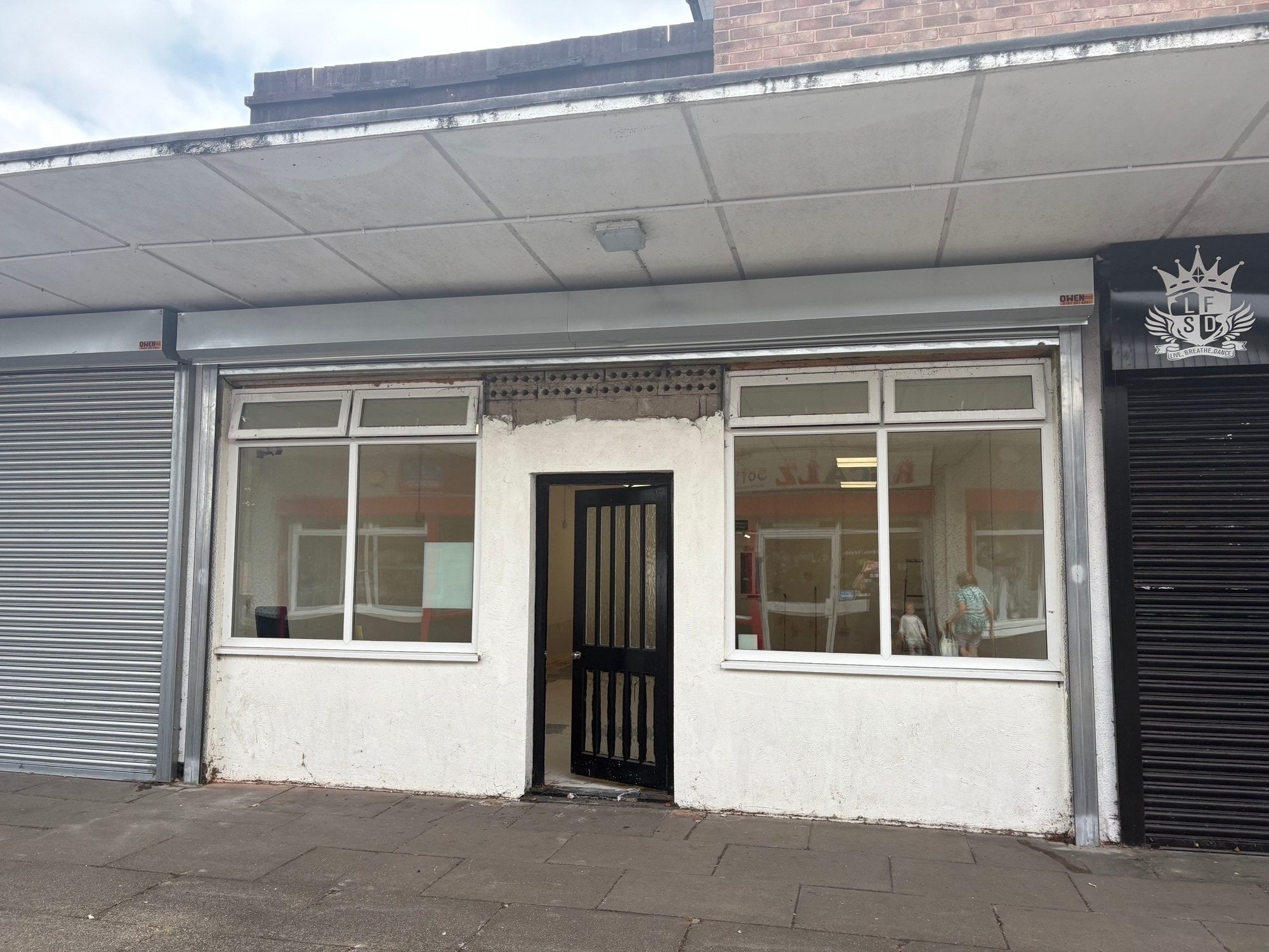 45 Eltham Green, Wirral to rent Building Photo- Image 1 of 2