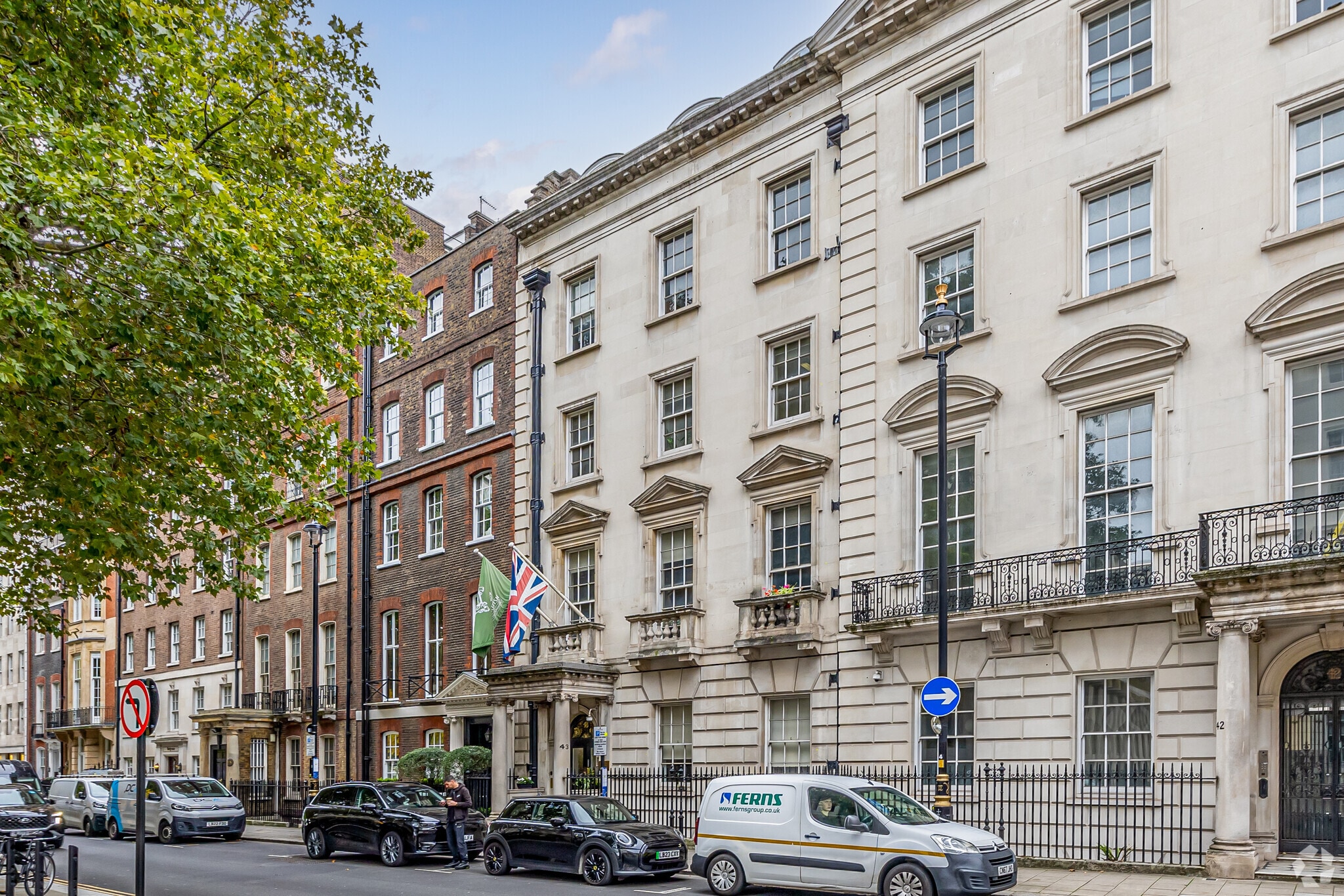 43 Upper Grosvenor St, London for sale Primary Photo- Image 1 of 9
