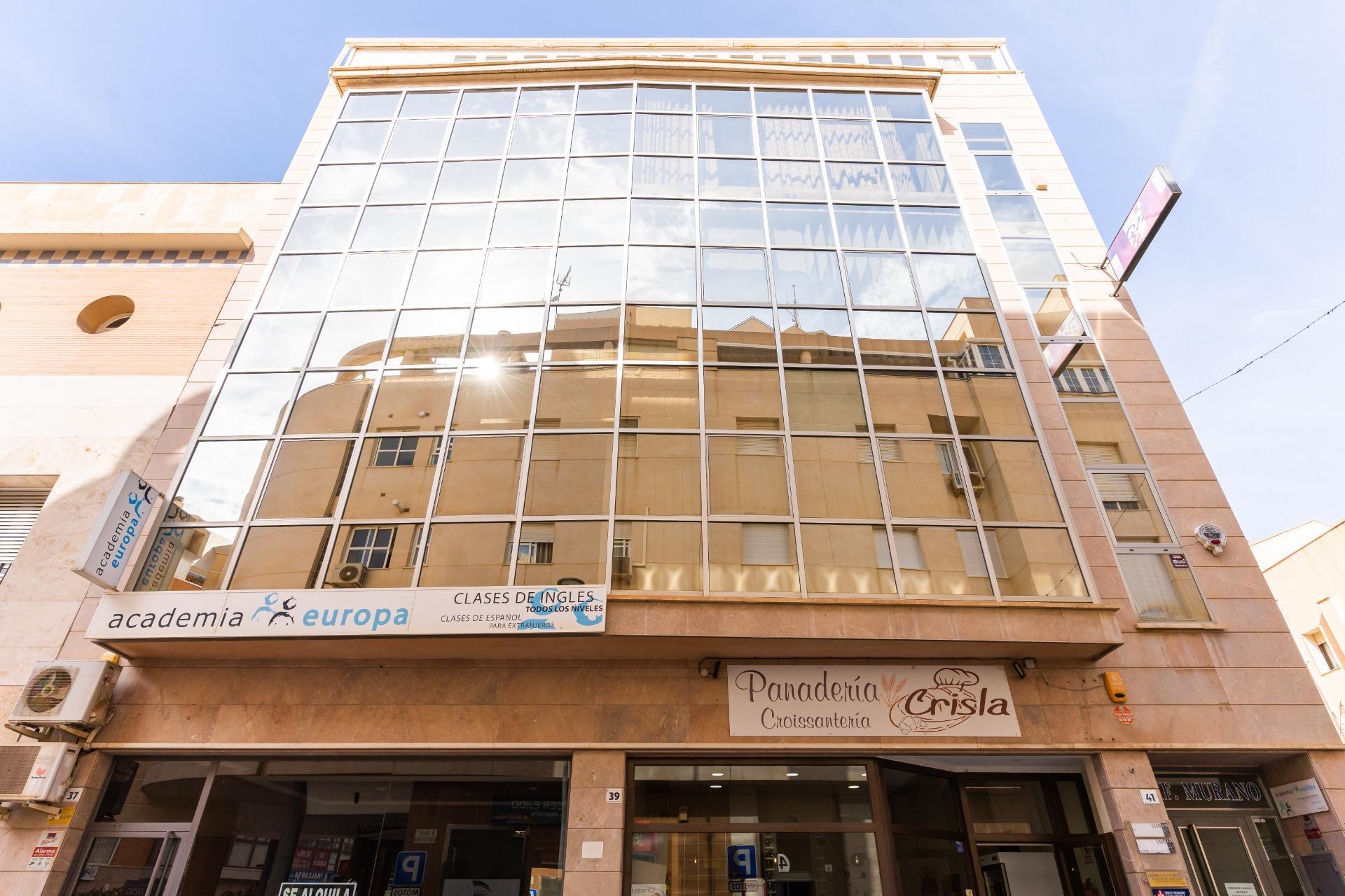 Office in El Ejido, Almería to rent Building Photo- Image 1 of 16
