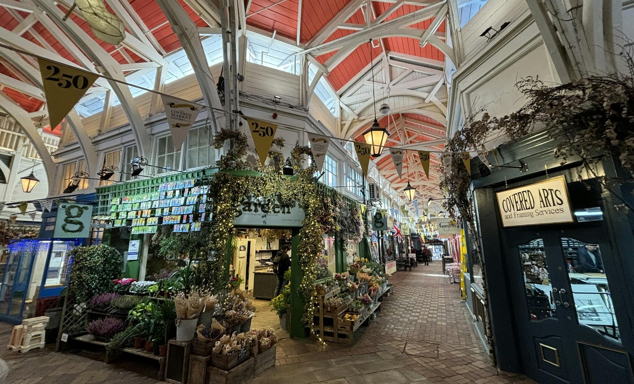 The Oxford Covered Mark, Oxford to rent Interior Photo- Image 1 of 2