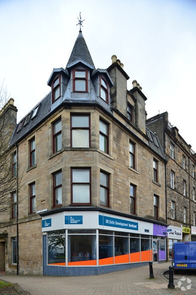 66-68 Upper Craigs, Stirling to rent - Building Photo - Image 3 of 7