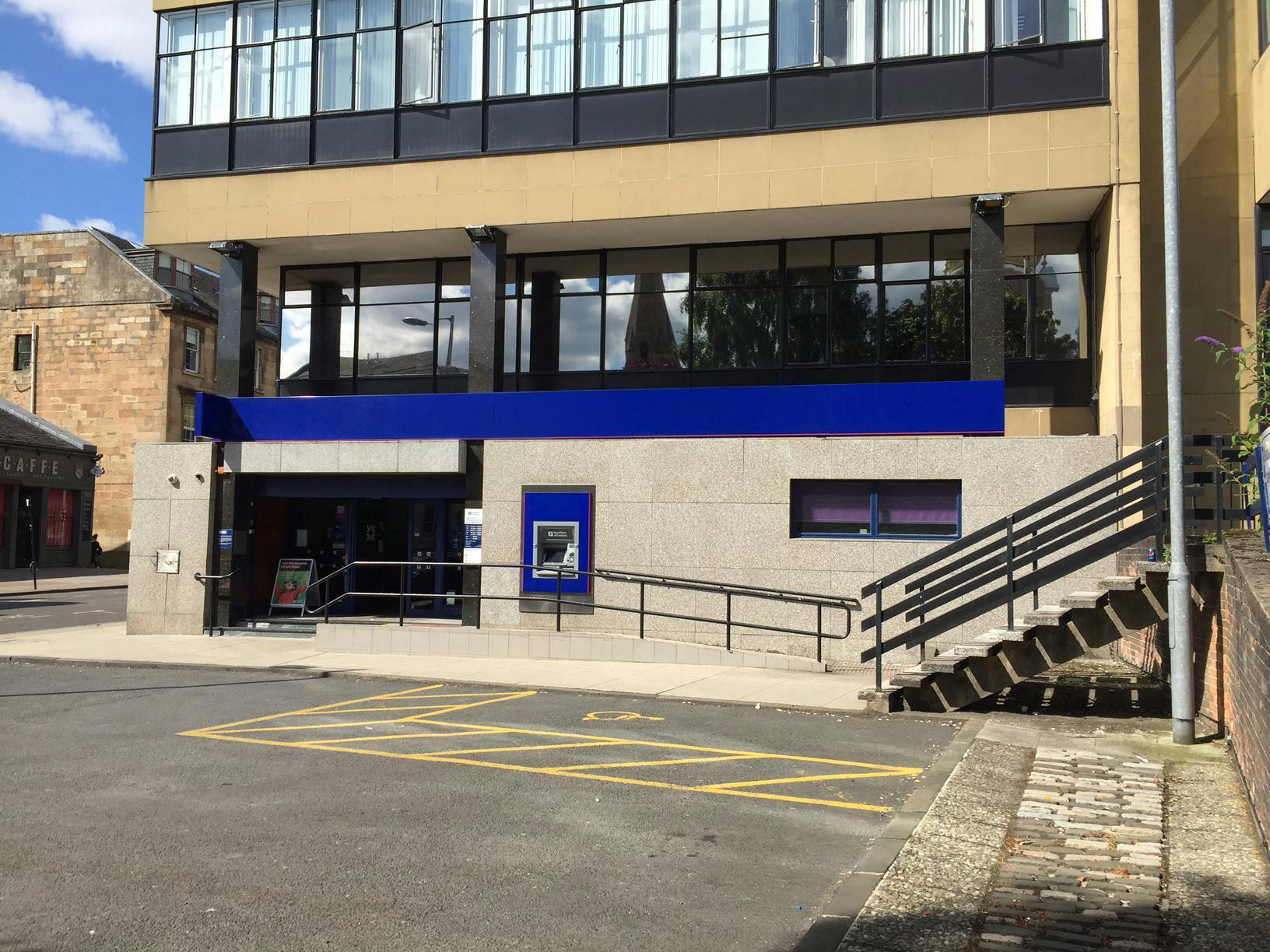 14 North Claremont St, Glasgow to rent Building Photo- Image 1 of 12