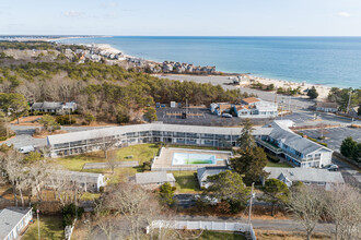 37 Seaside Village Rd, South Yarmouth, MA for sale Primary Photo- Image 1 of 1