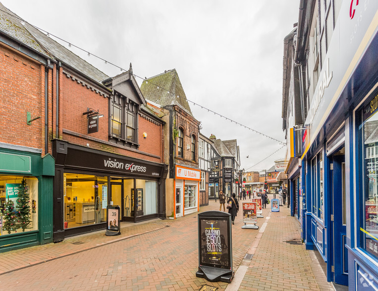 70 High St, Northwich for sale - Building Photo - Image 1 of 1