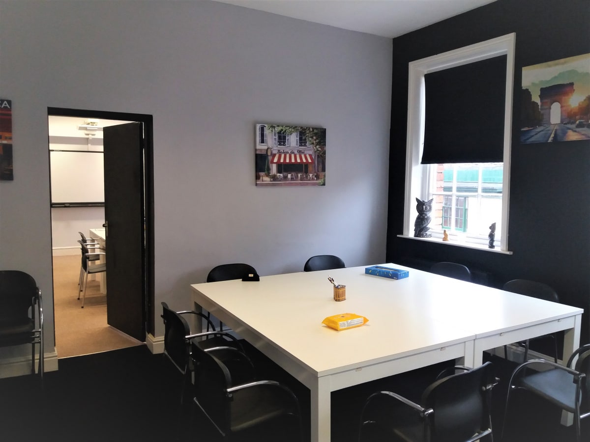 2-3 Wyle Cop, Shrewsbury to rent Interior Photo- Image 1 of 2