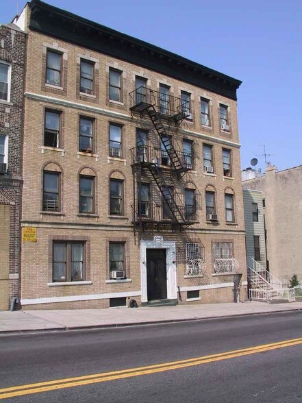 576 39th St, Brooklyn, NY for sale - Primary Photo - Image 1 of 7