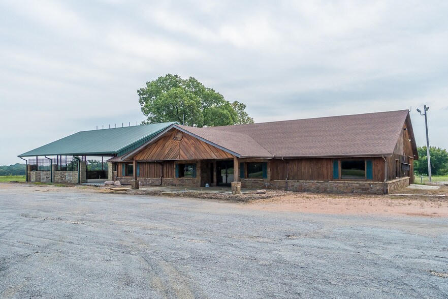 238 Gantry Ln, Calera, OK for sale - Primary Photo - Image 1 of 1