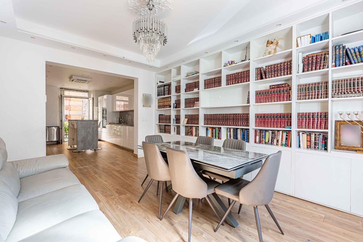 Build-to-Rent in Neuilly-sur-Seine for sale Building Photo- Image 1 of 9