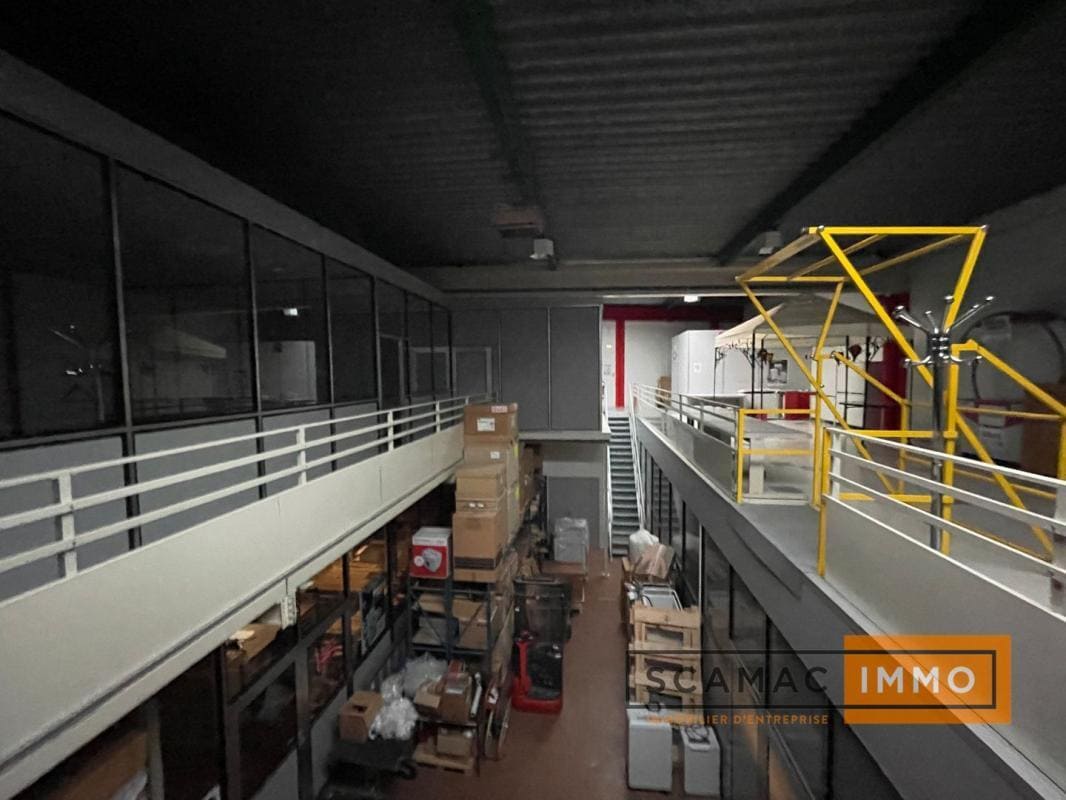 Industrial in Bagneux to rent Interior Photo- Image 1 of 7