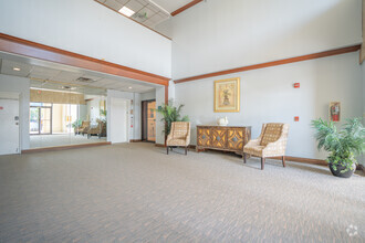 2645-2695 Ulmerton Rd, Clearwater, FL for rent Lobby- Image 2 of 8