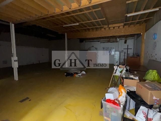 Industrial in Champigny-sur-Marne to rent - Interior Photo - Image 2 of 2