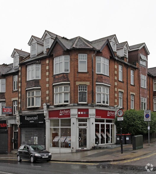 9 High St, Barnet for sale - Primary Photo - Image 1 of 1