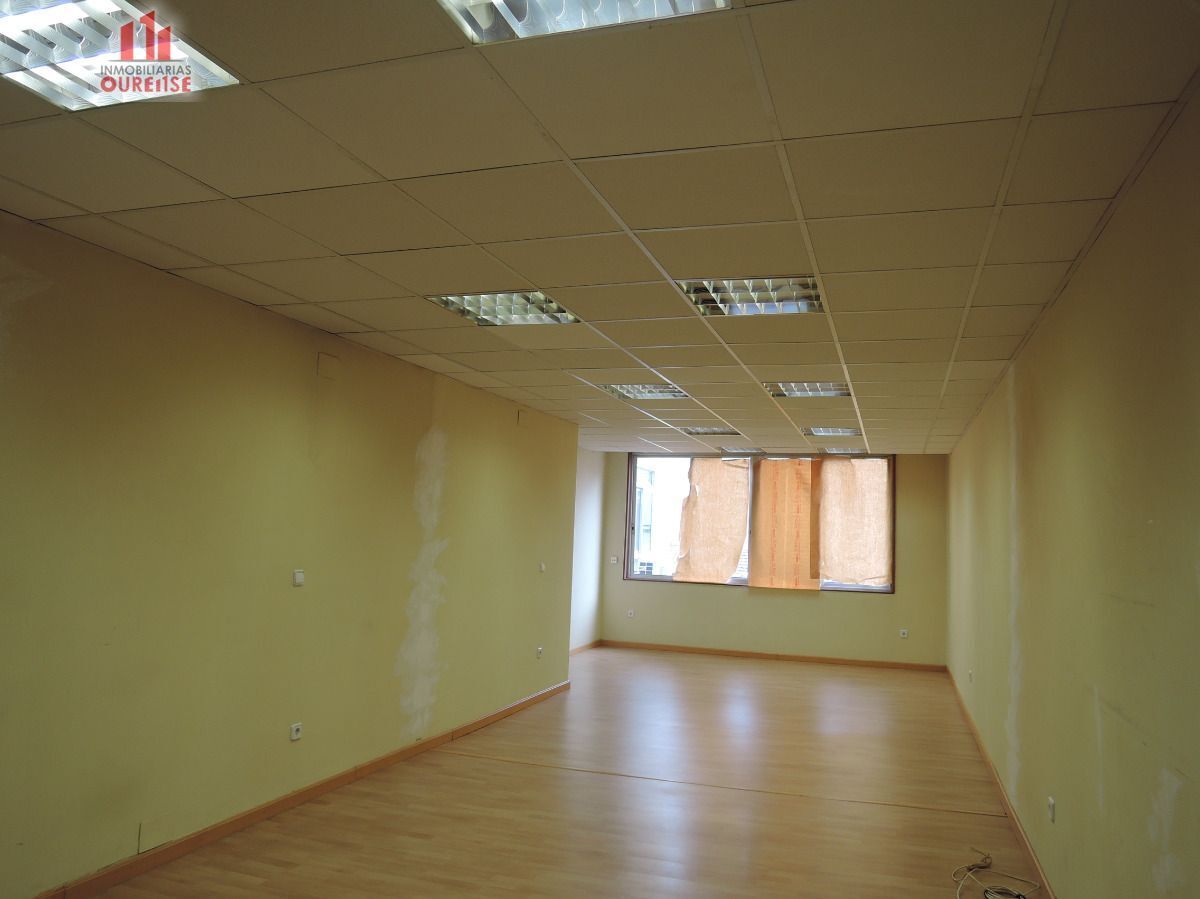 Office in Ourense to rent Building Photo- Image 1 of 9