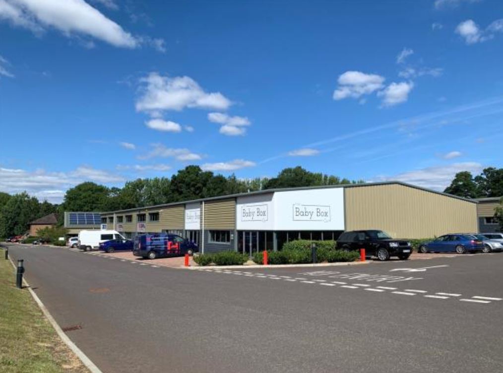 The Hollow, Pulborough for sale Primary Photo- Image 1 of 1