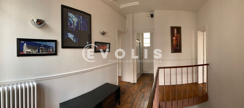 Office in Vanves to rent - Interior Photo - Image 3 of 11
