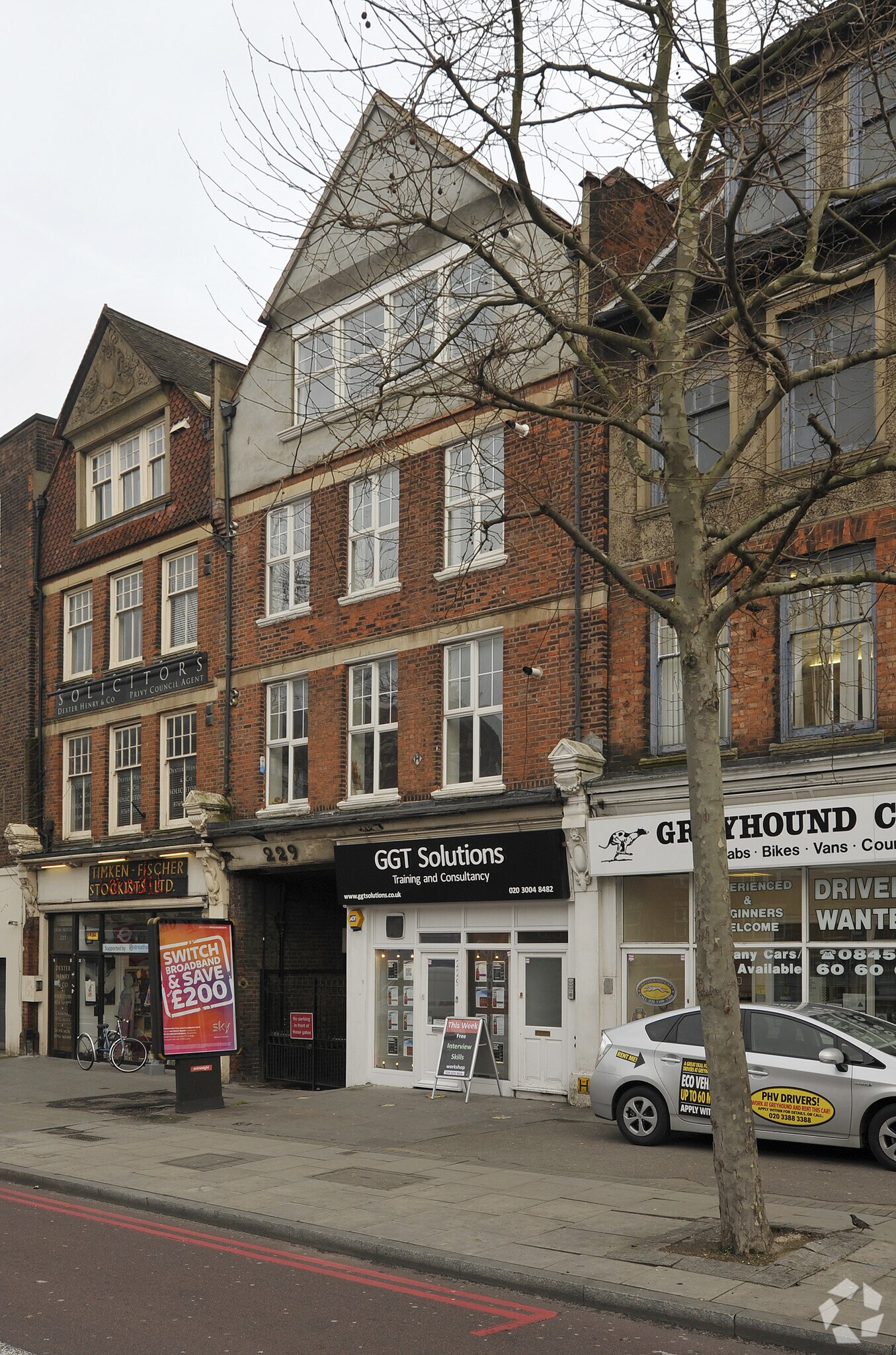 229 Streatham High Rd, London for sale Primary Photo- Image 1 of 1