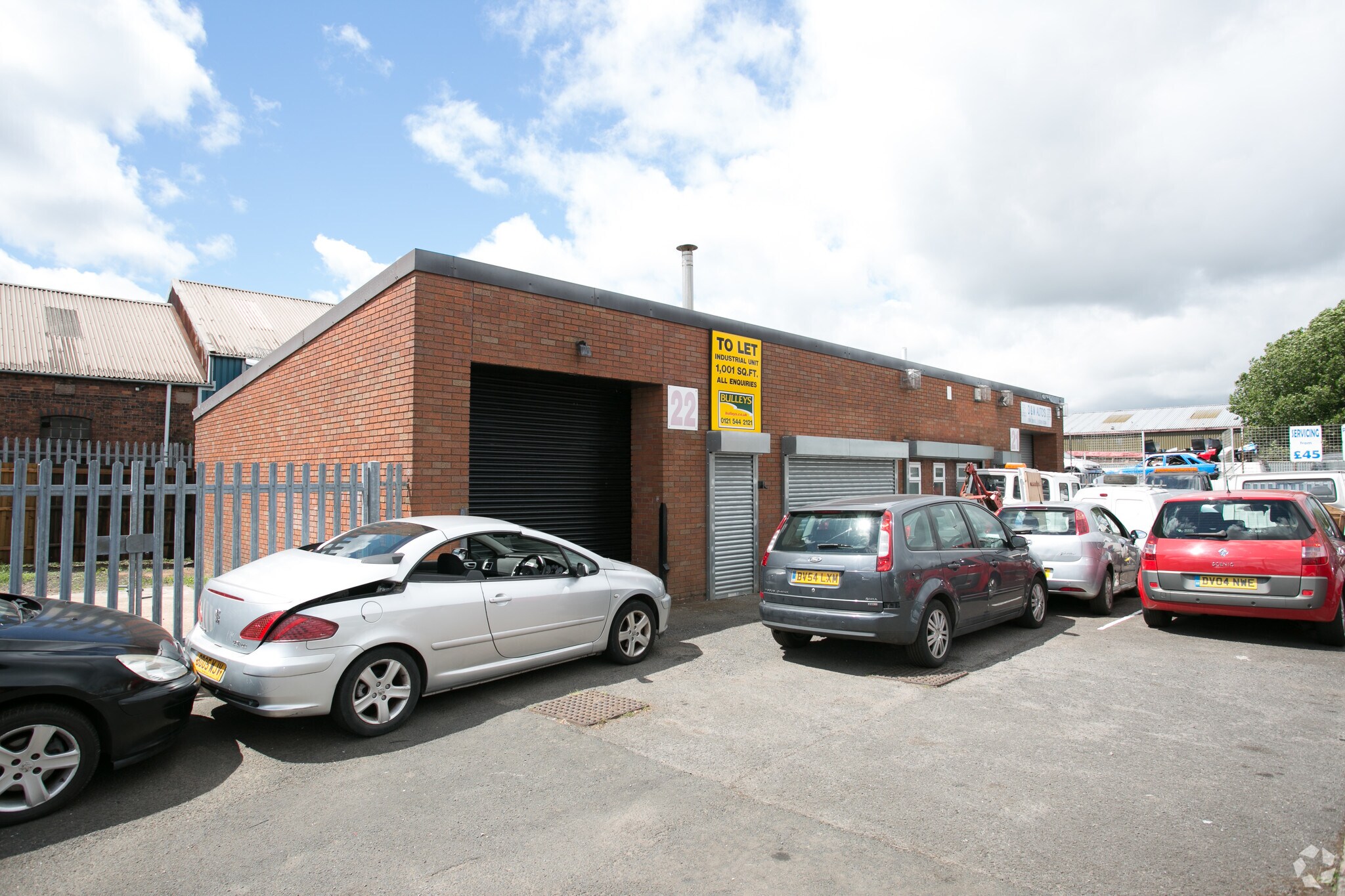 Fens Pool Ave, Brierley Hill for sale Primary Photo- Image 1 of 1