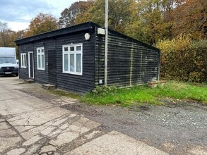 Coopers Corner, Sevenoaks to rent Building Photo- Image 2 of 7
