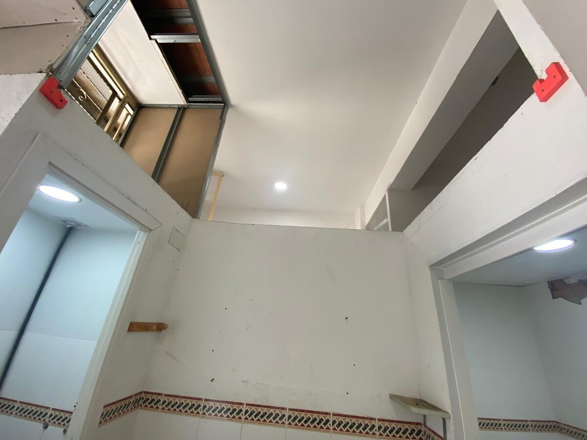 VILANOVA DEL CAMÍ, BAR 08788 - Unit 1 -  - Interior Photo - Image 1 of 11