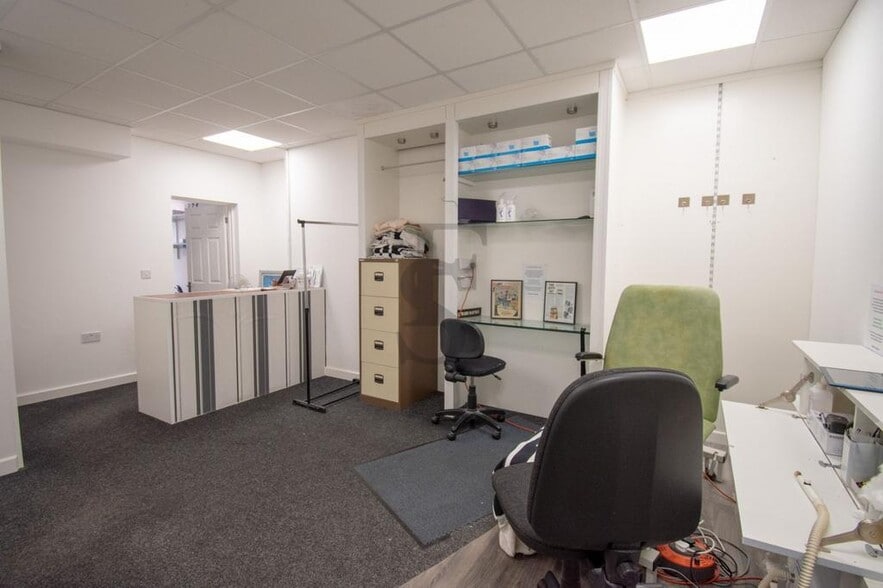 281 Aylestone Rd, Leicester to rent - Building Photo - Image 3 of 10