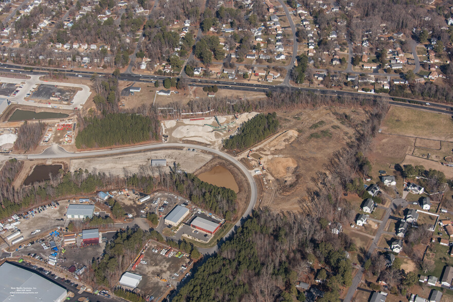 11900 Deerhill Rd, Midlothian, VA for rent - Building Photo - Image 3 of 6