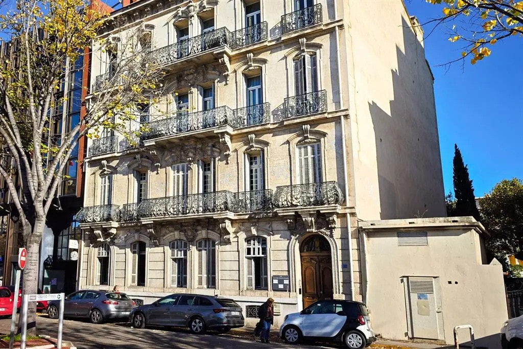 Vente Bureaux 210 m² - Photo 1