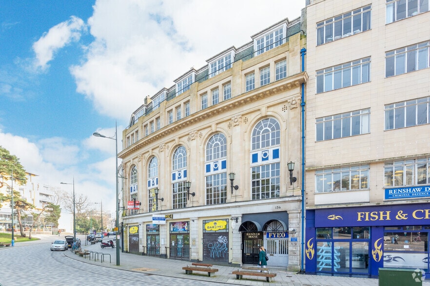 134-138 Old Christchurch Rd, Bournemouth for sale - Primary Photo - Image 1 of 1