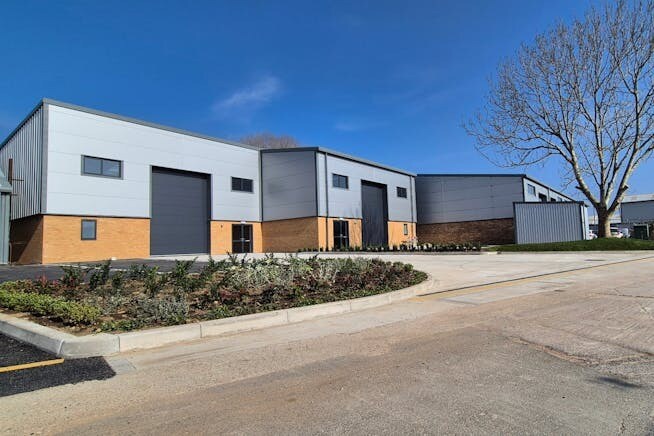 4-5 Old St, Sturminster Marshall to rent - Building Photo - Image 2 of 4