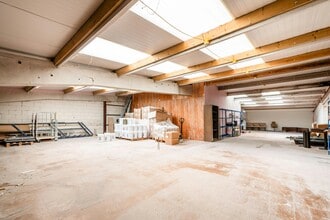 Argall Ave, London to rent Interior Photo- Image 2 of 5