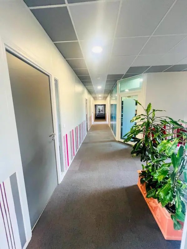 Vente Bureaux 347 m² - Photo 1