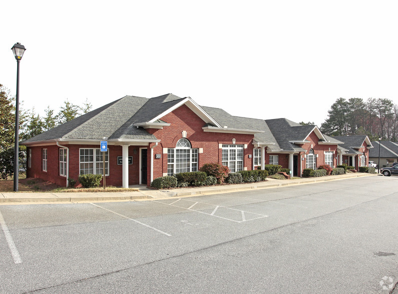 2000 First Dr, Marietta, GA for rent - Primary Photo - Image 1 of 2