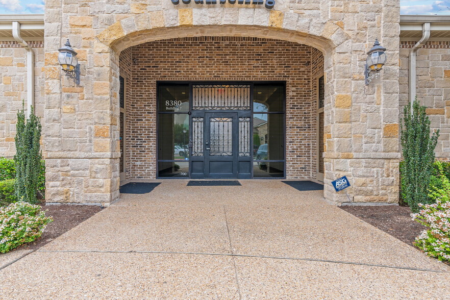 8380 Warren Pky, Frisco, TX for rent - Building Photo - Image 3 of 31