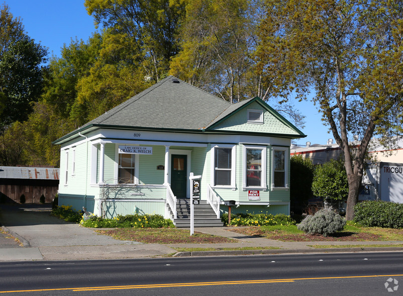 809 N Petaluma Blvd, Petaluma, CA for sale - Primary Photo - Image 1 of 1