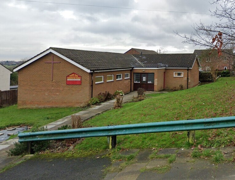 Averingcliffe Rd, Bradford BD10 9HQ Thorpe Edge Congregational Church