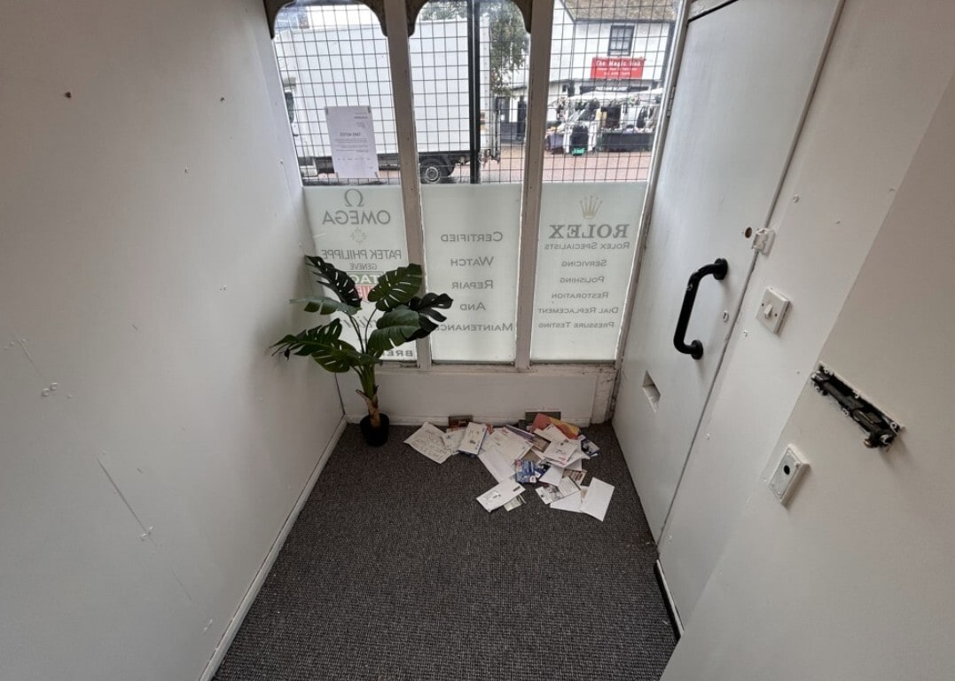 9-9B Market Sq, Waltham Abbey, ESS EN9 1DP - Unit 9A -  - Interior Photo - Image 1 of 4