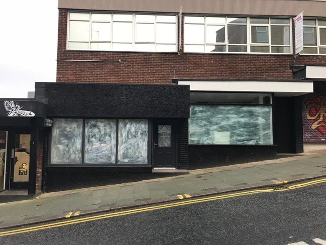 More details for 5-7 Hall St, Burnley - Retail to Rent