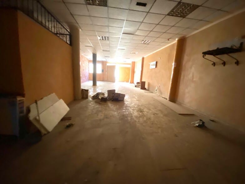 Retail in Cieza, Murcia to rent - Interior Photo - Image 3 of 14