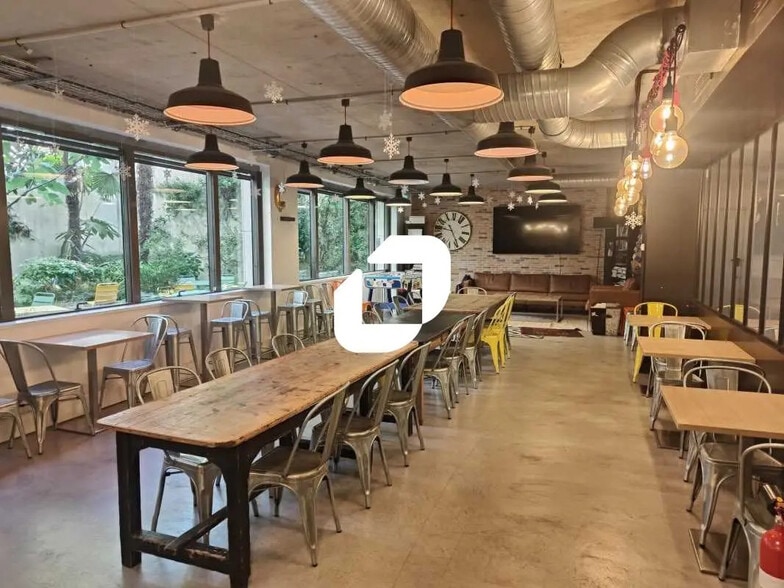 96 Rue Edouard Vaillant, Levallois-Perret to rent - Building Photo - Image 2 of 9