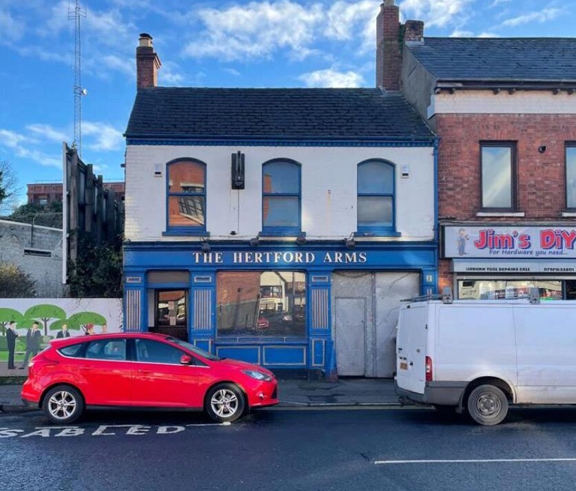 7 Smithfield Sq, Lisburn for sale Building Photo- Image 1 of 1