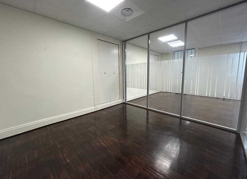 Office in Lyon to rent - Interior Photo - Image 3 of 9