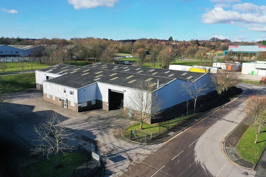 Brookhouse Rd, Newcastle Under Lyme to rent - Building Photo - Image 1 of 2