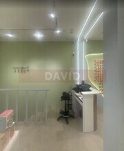 Retail in Barcelona, Barcelona to rent Interior Photo- Image 1 of 3