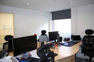 Bury Lane, Chorley to rent Interior Photo- Image 2 of 14