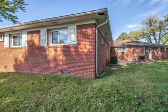 1 E Bel Air Blvd, Clarksville, TN for sale Primary Photo- Image 1 of 34