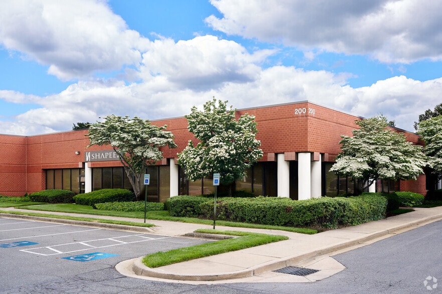 200 Perry Pky, Gaithersburg, MD for sale - Primary Photo - Image 1 of 1