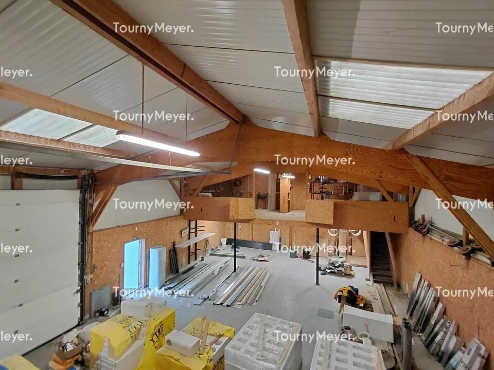 Light Industrial in Thouaré-sur-Loire to rent Interior Photo- Image 1 of 12