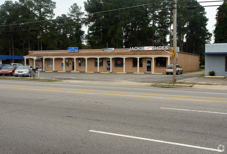 1506 2nd Loop Rd, Florence, SC for sale - Primary Photo - Image 1 of 1