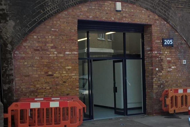 More details for Three Colts Ln, London - Industrial to Rent