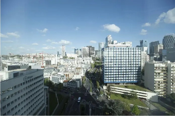 Office in Puteaux to rent - Building Photo - Image 3 of 12